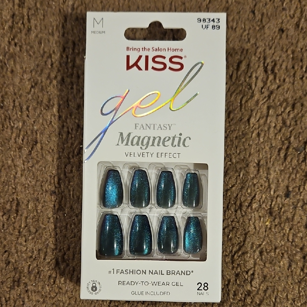 KISS Gel Fantasy Magnetic Nails In Shimmering Teal